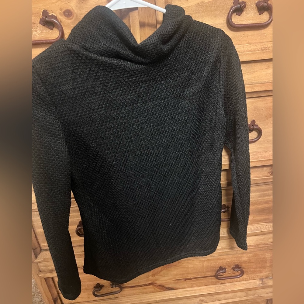 size small - Picture 2 of 2